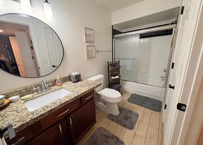 Cozy Cactus 2 Bed 2 Full Bath * Scottsdale