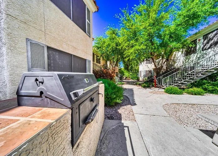 Cozy Cactus 2 Bed 2 Full Bath * Scottsdale